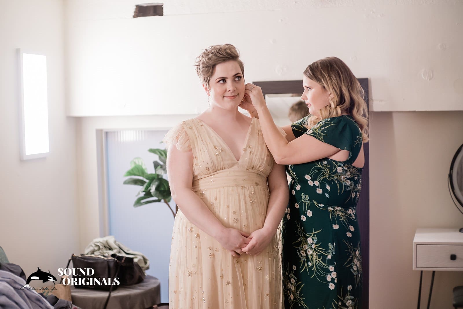 Emily & Liv -