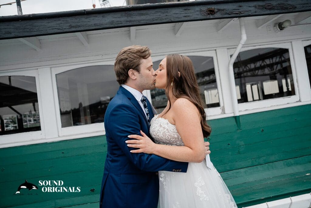 MV Skansonia Wedding // Rachel + Ryan -