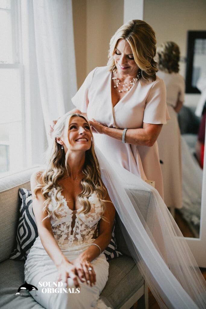 Chelsea + Drew The Admiral's House Wedding // Chelsea + Drew -