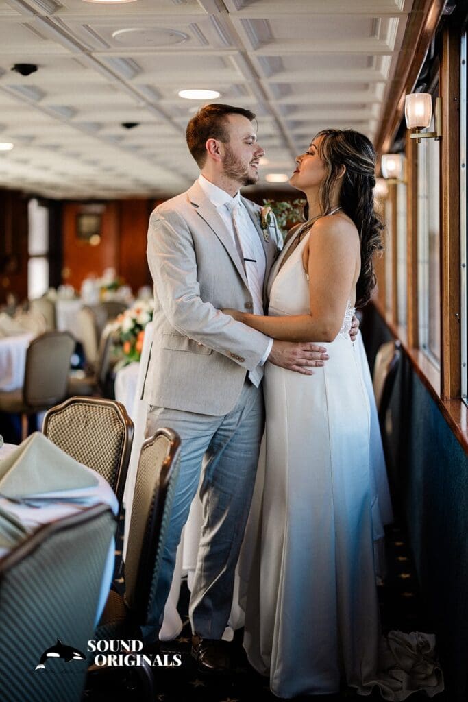 Waterways Cruise Wedding // Cynthia + Kyle -