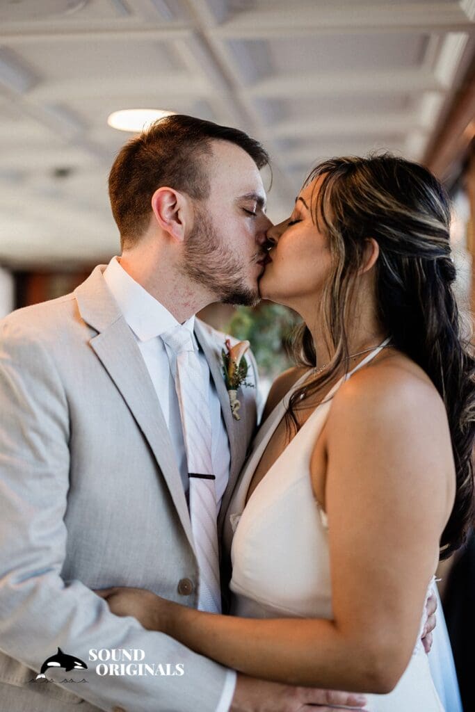 Waterways Cruise Wedding // Cynthia + Kyle -