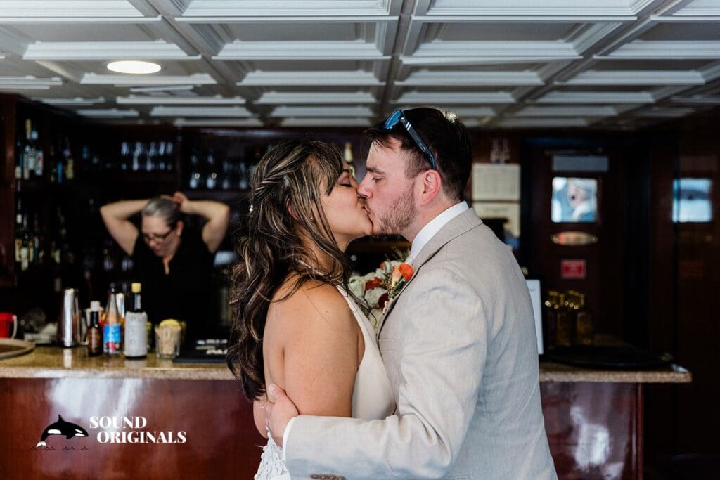 Waterways Cruise Wedding // Cynthia + Kyle -