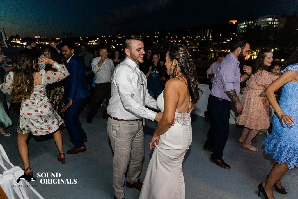 Waterways Cruise Wedding // Cynthia + Kyle -