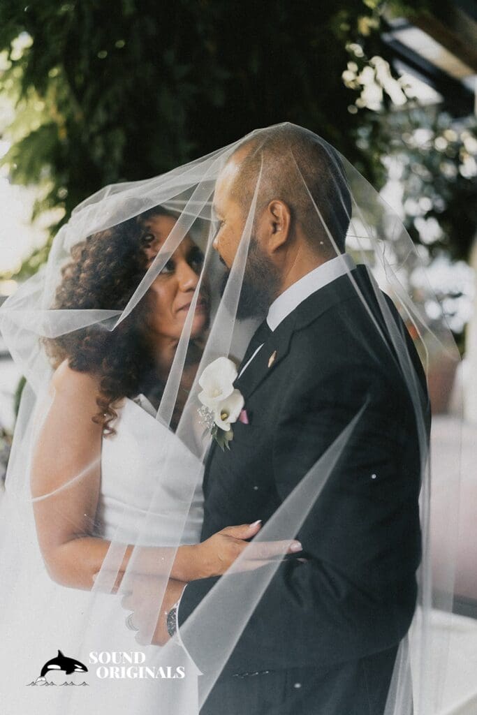 Bellevue Club Hotel Wedding // Angela + Raymond -