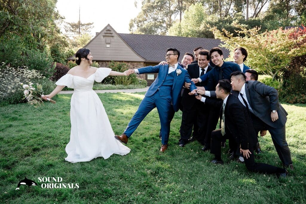 Brazilian Room Wedding // Linna + Jonathan -