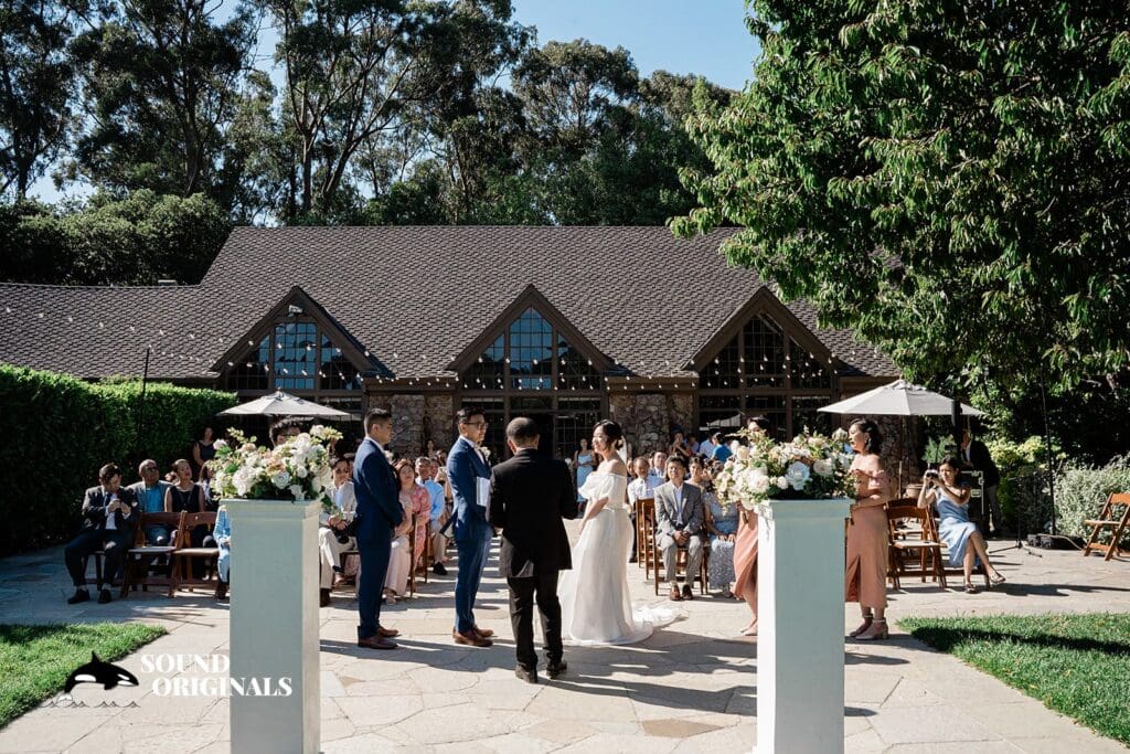 Brazilian Room Wedding // Linna + Jonathan -