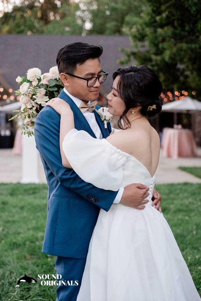 Brazilian Room Wedding // Linna + Jonathan -