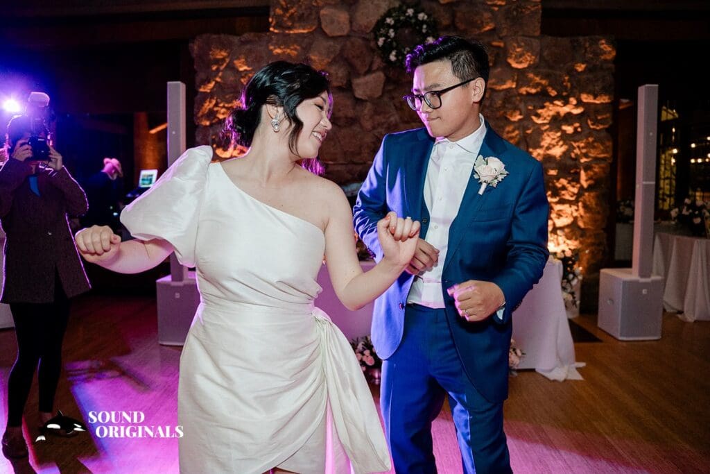 Brazilian Room Wedding // Linna + Jonathan -