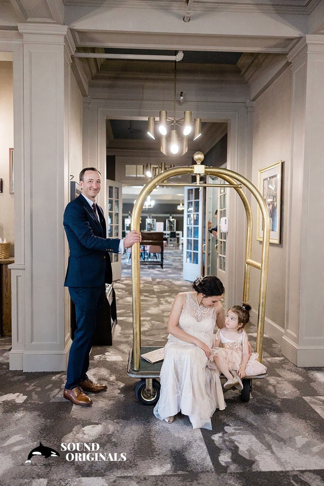 Columbia Gorge Hotel Wedding // Tim + Marissa -