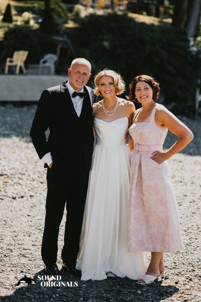 Gold Mountain Golf Club Wedding // Eva + Thomas -