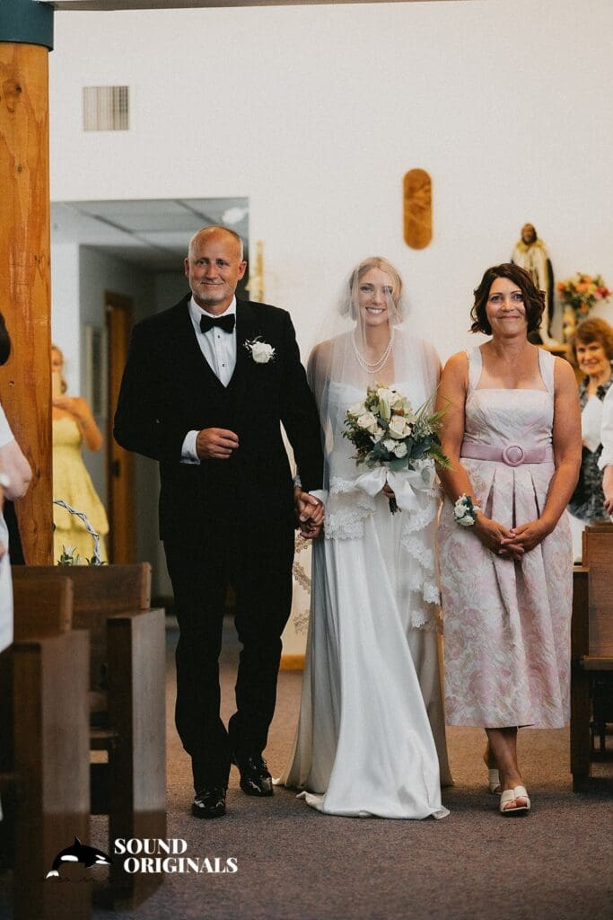 Gold Mountain Golf Club Wedding // Eva + Thomas -