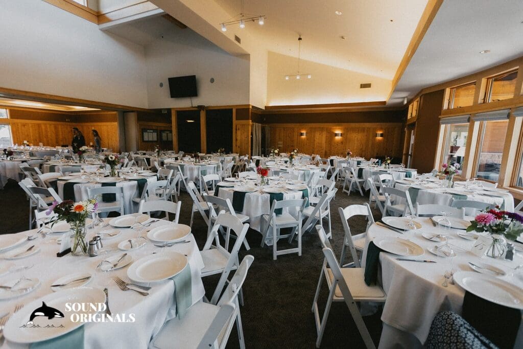 Gold Mountain Golf Club Wedding // Eva + Thomas -