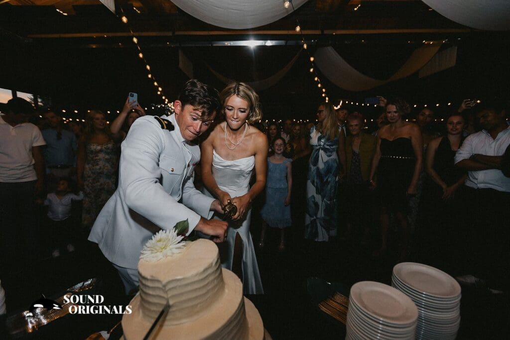 Gold Mountain Golf Club Wedding // Eva + Thomas -