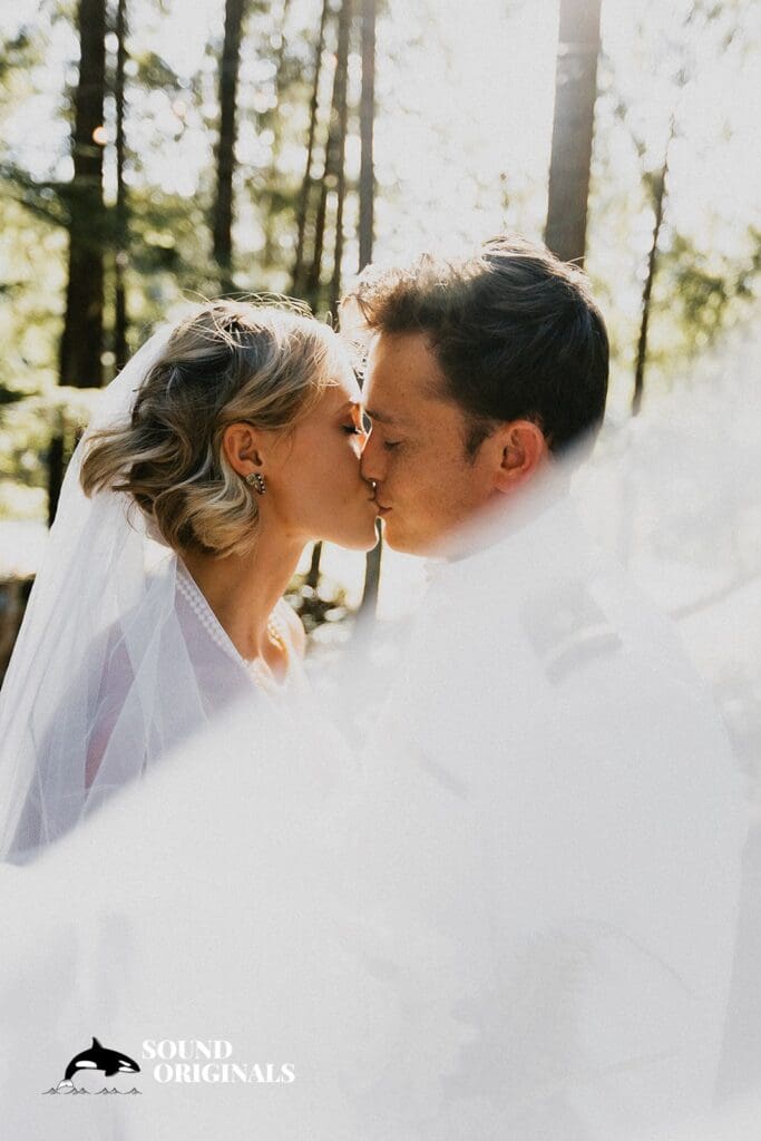 Gold Mountain Golf Club Wedding // Eva + Thomas -