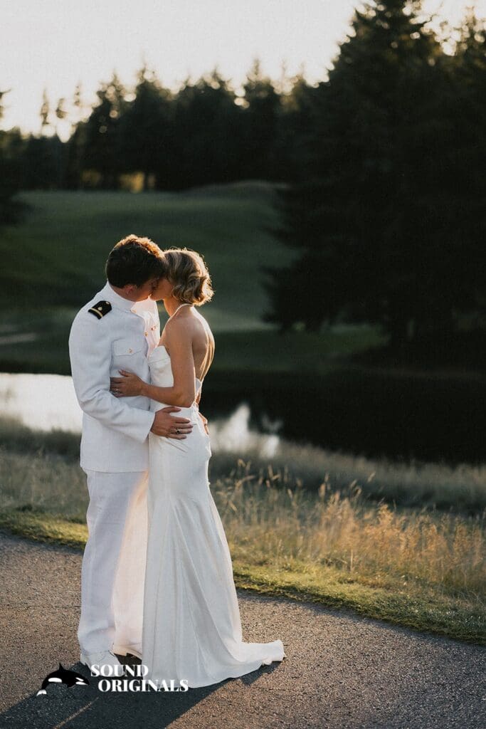 Gold Mountain Golf Club Wedding // Eva + Thomas -