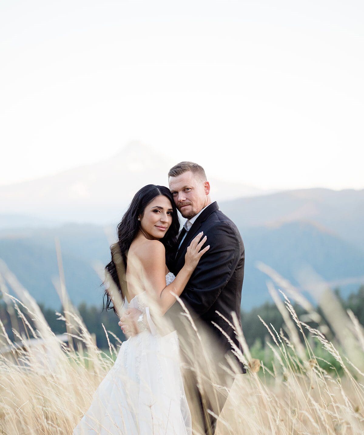 Gorge Crest Vineyards Wedding // Alejandra + Brandon -