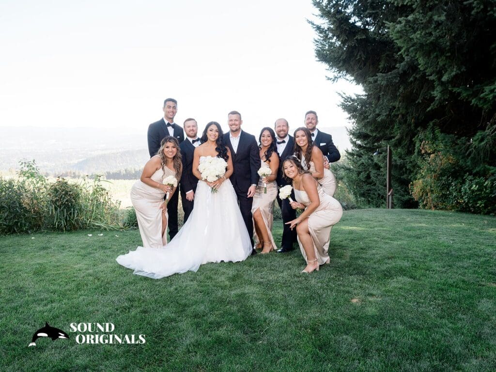 Gorge Crest Vineyards Wedding // Alejandra + Brandon -