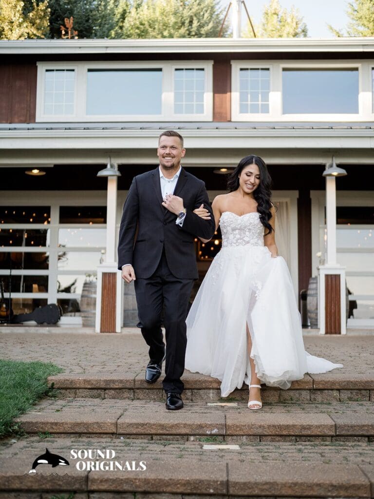 Gorge Crest Vineyards Wedding // Alejandra + Brandon -