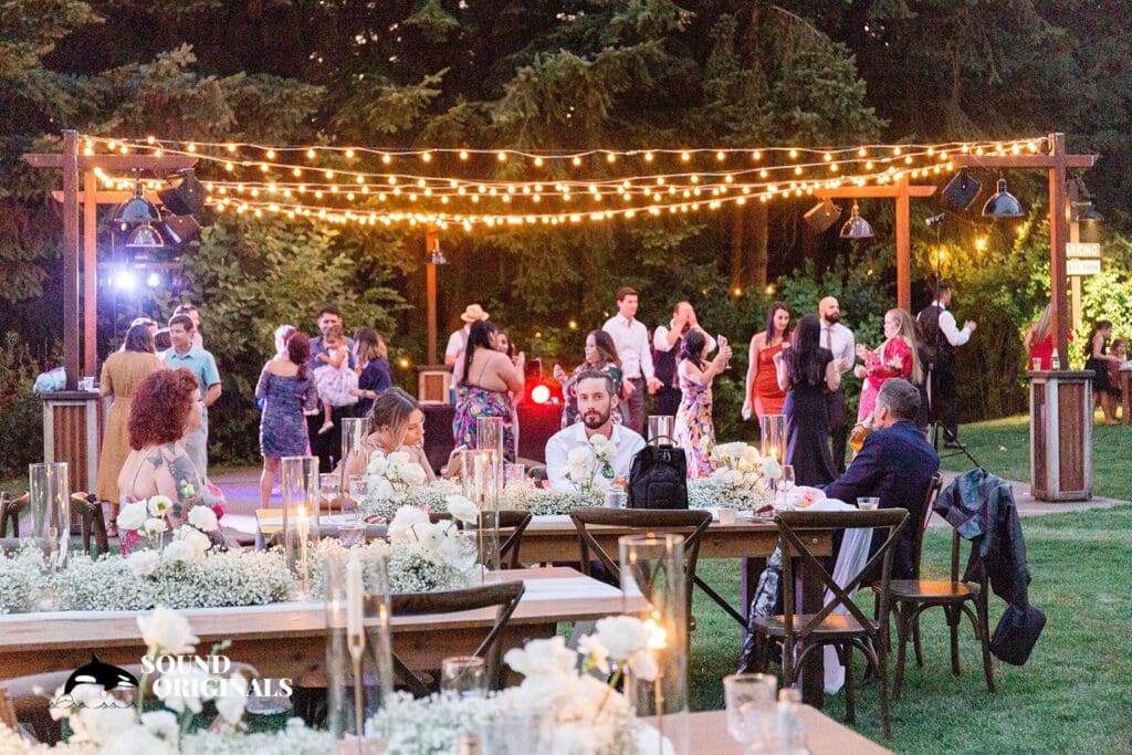 Gorge Crest Vineyards Wedding // Alejandra + Brandon -