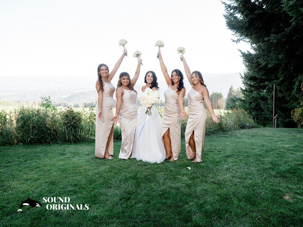 Gorge Crest Vineyards Wedding // Alejandra + Brandon -