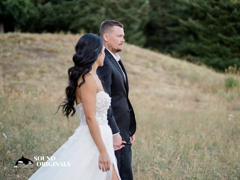 Gorge Crest Vineyards Wedding // Alejandra + Brandon -