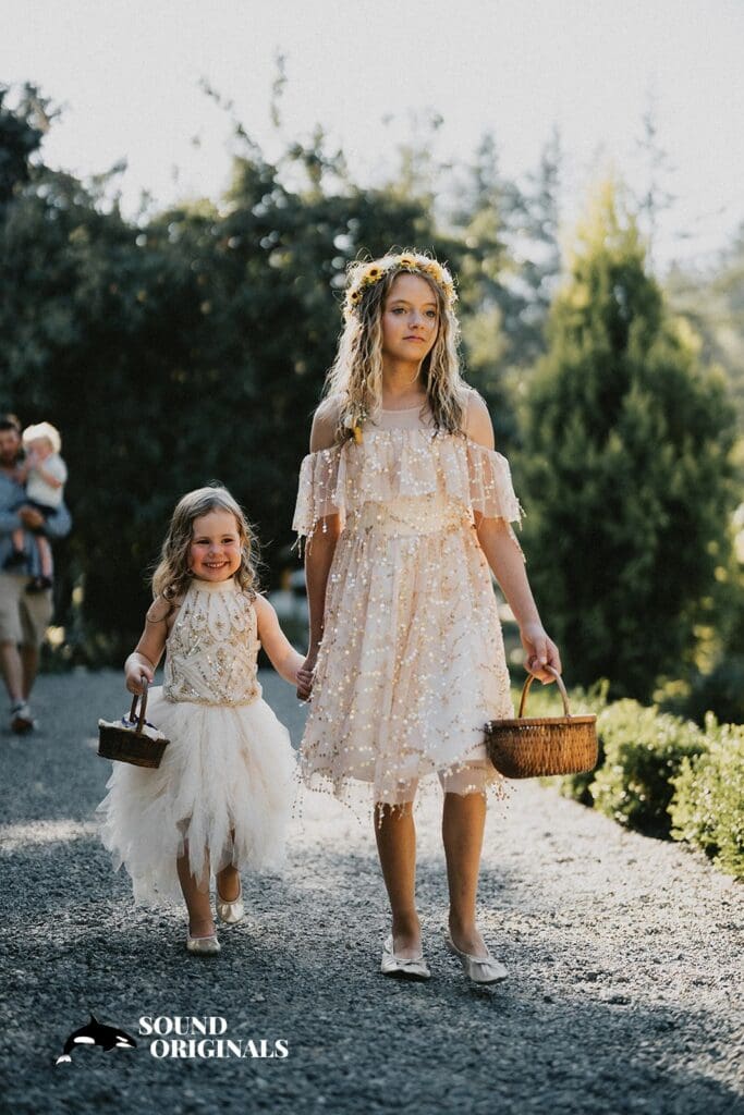 Gray Bridge Venue Wedding // Erika + Dustin -