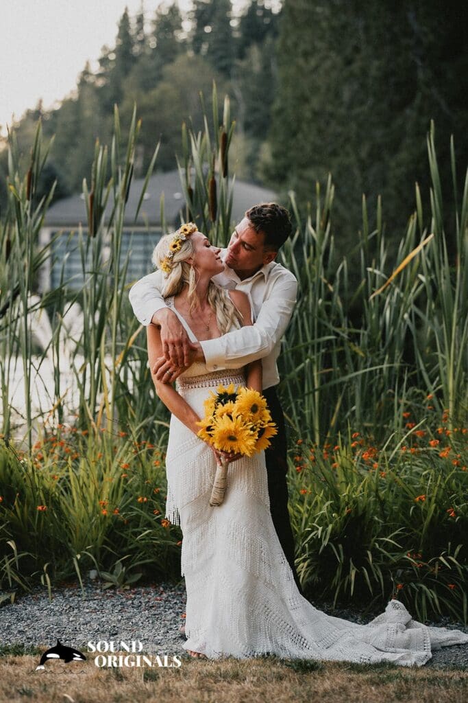 Gray Bridge Venue Wedding // Erika + Dustin -