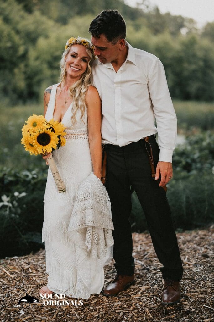 Gray Bridge Venue Wedding // Erika + Dustin -