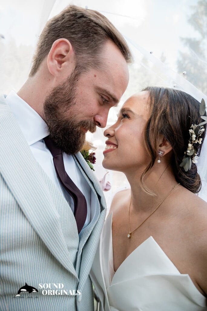 Gray Bridge Wedding // Van + Andrew -