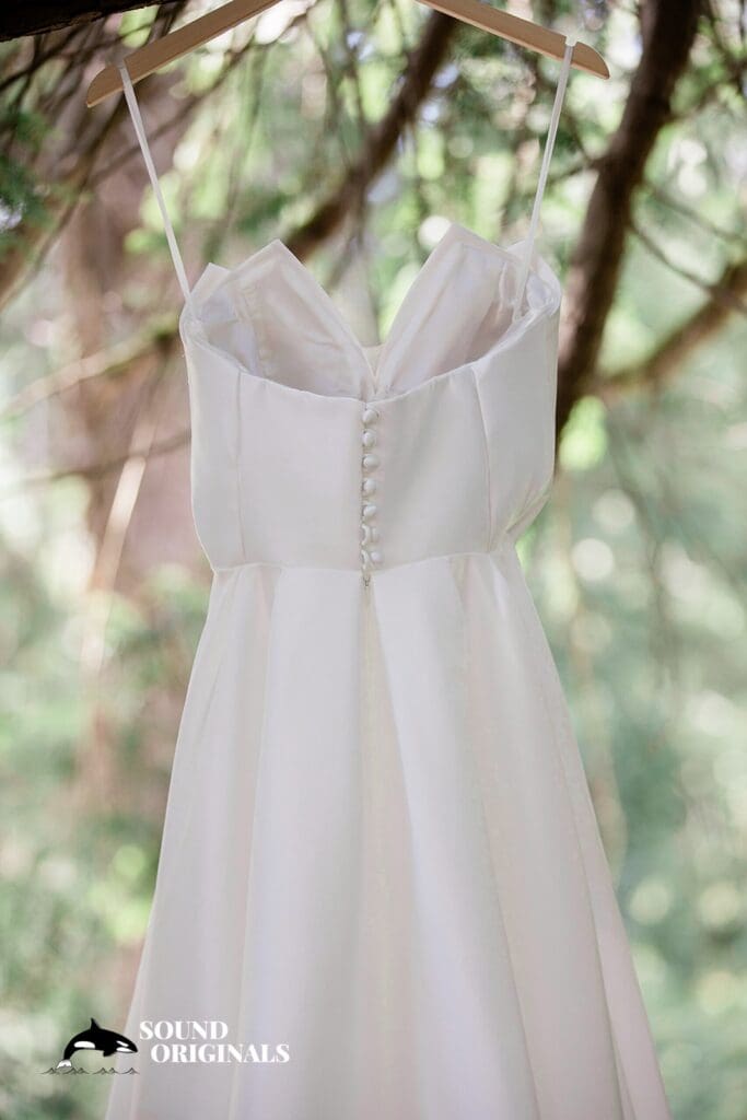 Gray Bridge Wedding // Van + Andrew -