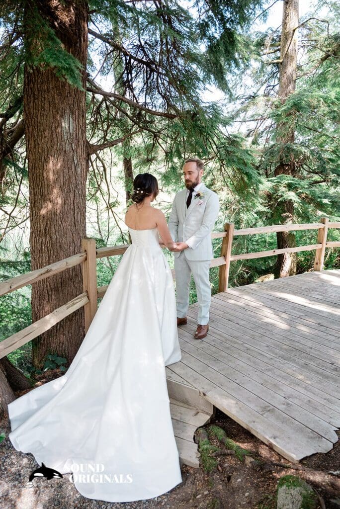 Gray Bridge Wedding // Van + Andrew -