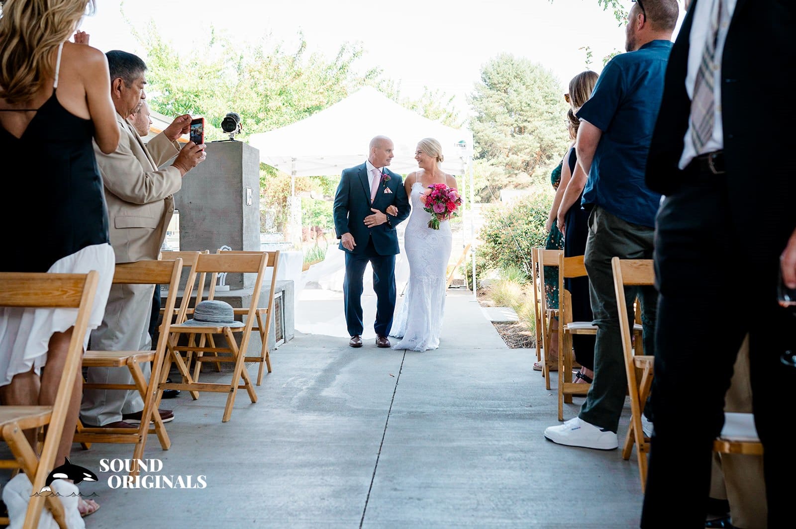 Lodges on Vashon Wedding // Scott + Lisa -