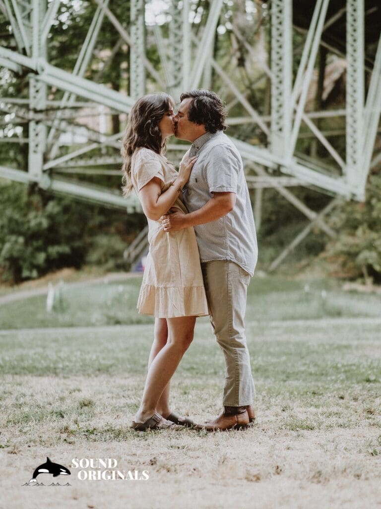 Lower Macleay Park Engagement // Rachael + Nicholas -