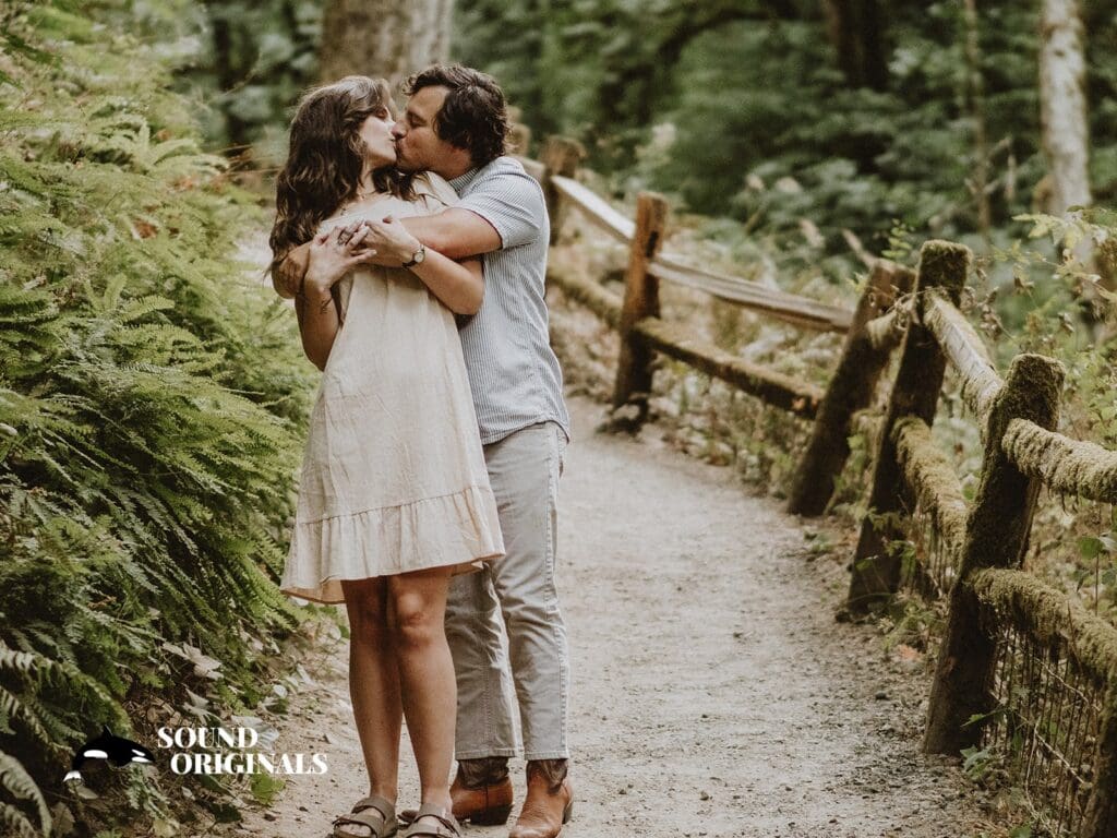 Lower Macleay Park Engagement // Rachael + Nicholas -