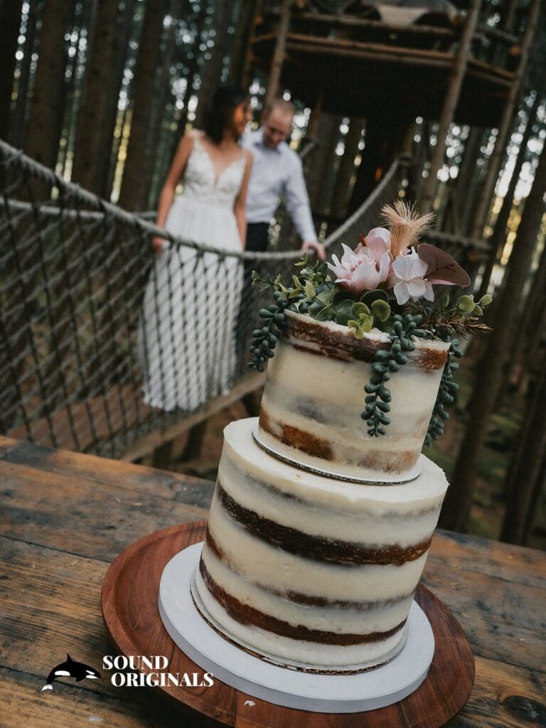 Bea + Ryan Redmond Emerald Forest Wedding // Bea & Ryan -