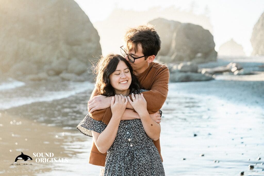 25 STUNNING Locations for Engagement Photos in Seattle -