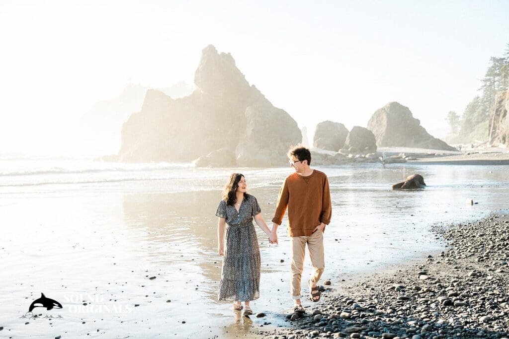 25 STUNNING Locations for Engagement Photos in Seattle -
