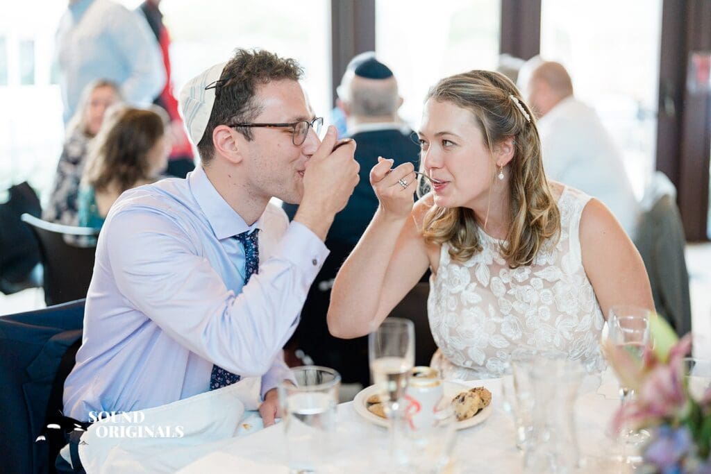 Temple Beth Am Wedding // Ethan + Savannah -