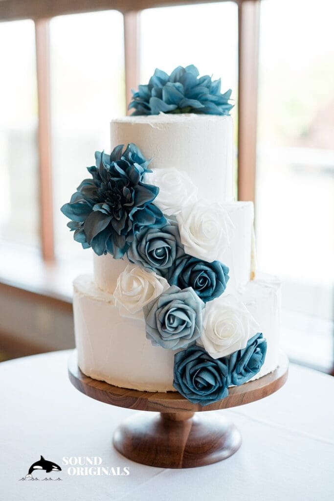 The Club at Snoqualmie Ridge Wedding // Kelsey + Ryan -