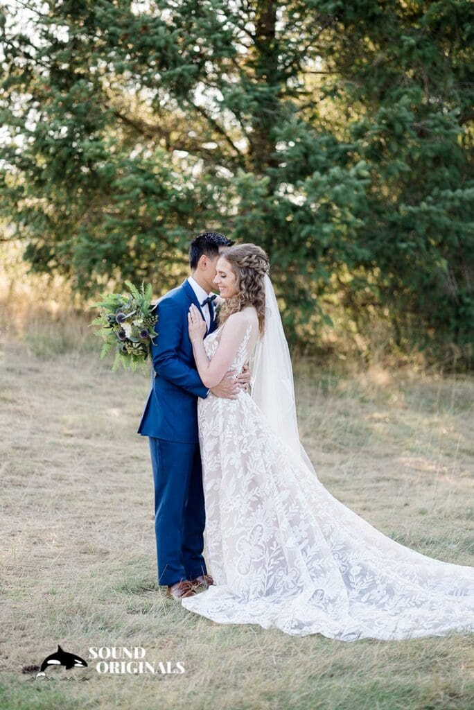 The Club at Snoqualmie Ridge Wedding // Kelsey + Ryan -