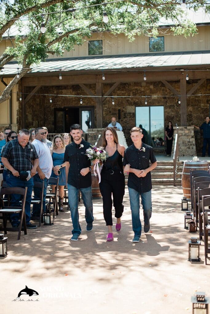 Lindsay + Robert The Lodge Event Center Wedding // Lindsay & Robert -