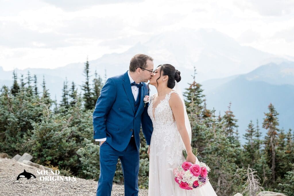 Carlyn + Derek Crystal Mountain Resort Wedding // Carlyn + Derek -