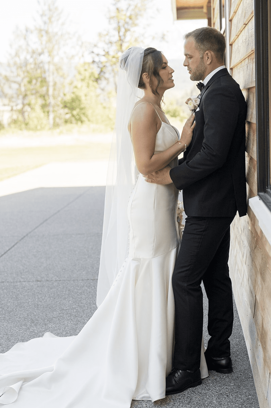 Gray Bridge Venue Wedding 10 Gray Bridge Venue Wedding -