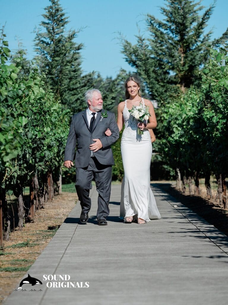 Jacquot Vineyard Wedding // Kailey + Matthew -