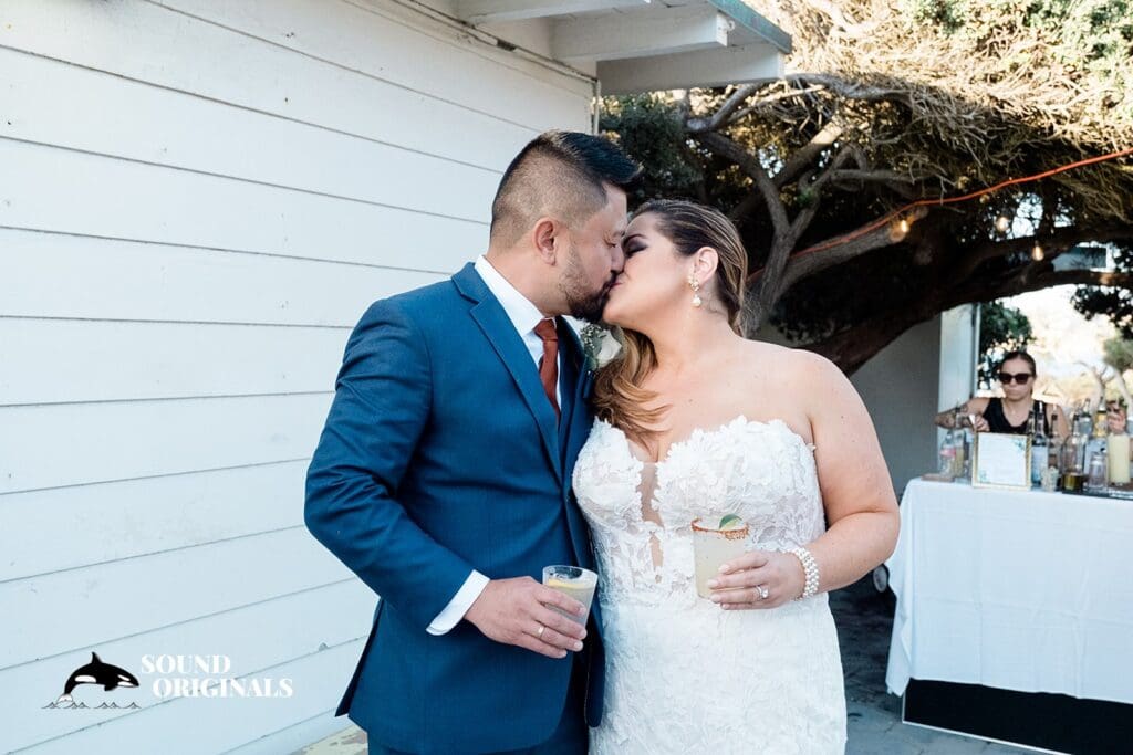Angela + Raymond La Jolla Cove Bridge Club Wedding // Angela + Raymond -