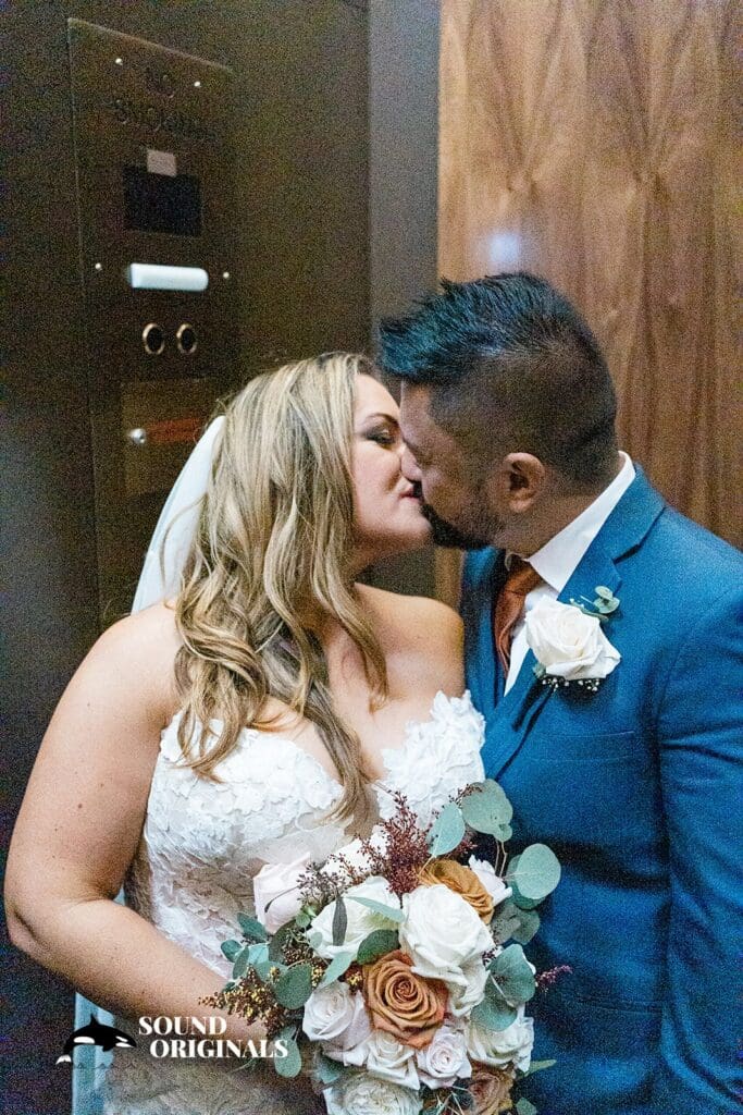 Angela + Raymond La Jolla Cove Bridge Club Wedding // Angela + Raymond -