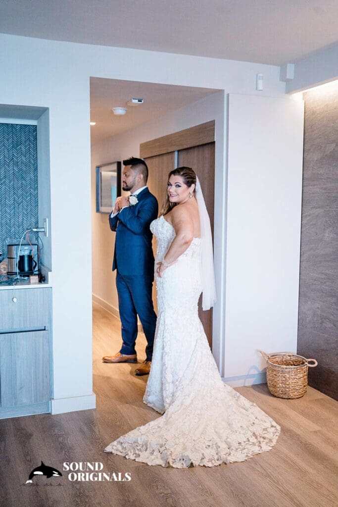 Angela + Raymond La Jolla Cove Bridge Club Wedding // Angela + Raymond -