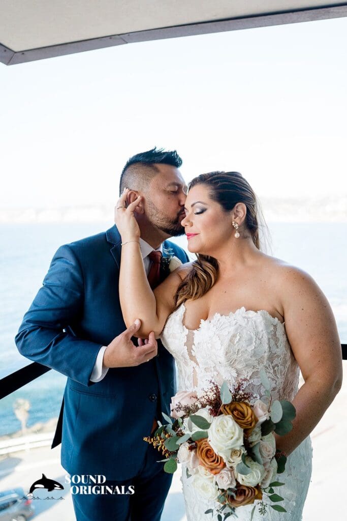 Angela + Raymond La Jolla Cove Bridge Club Wedding // Angela + Raymond -