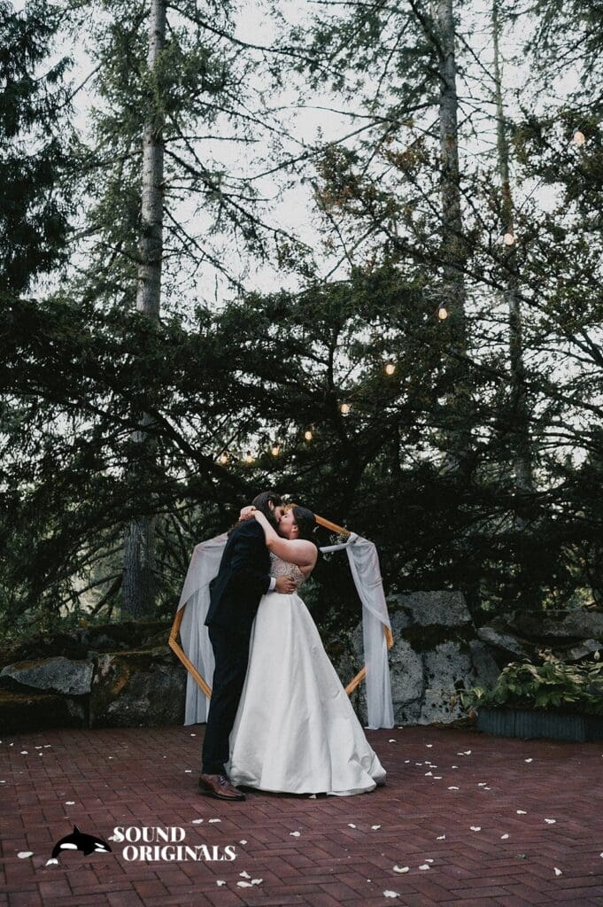 Northwest Trek Wedding // Amanda + Gavin -