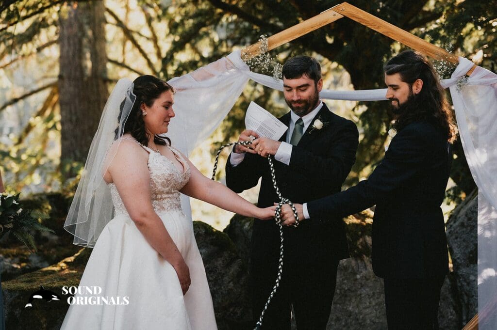 Northwest Trek Wedding // Amanda + Gavin -